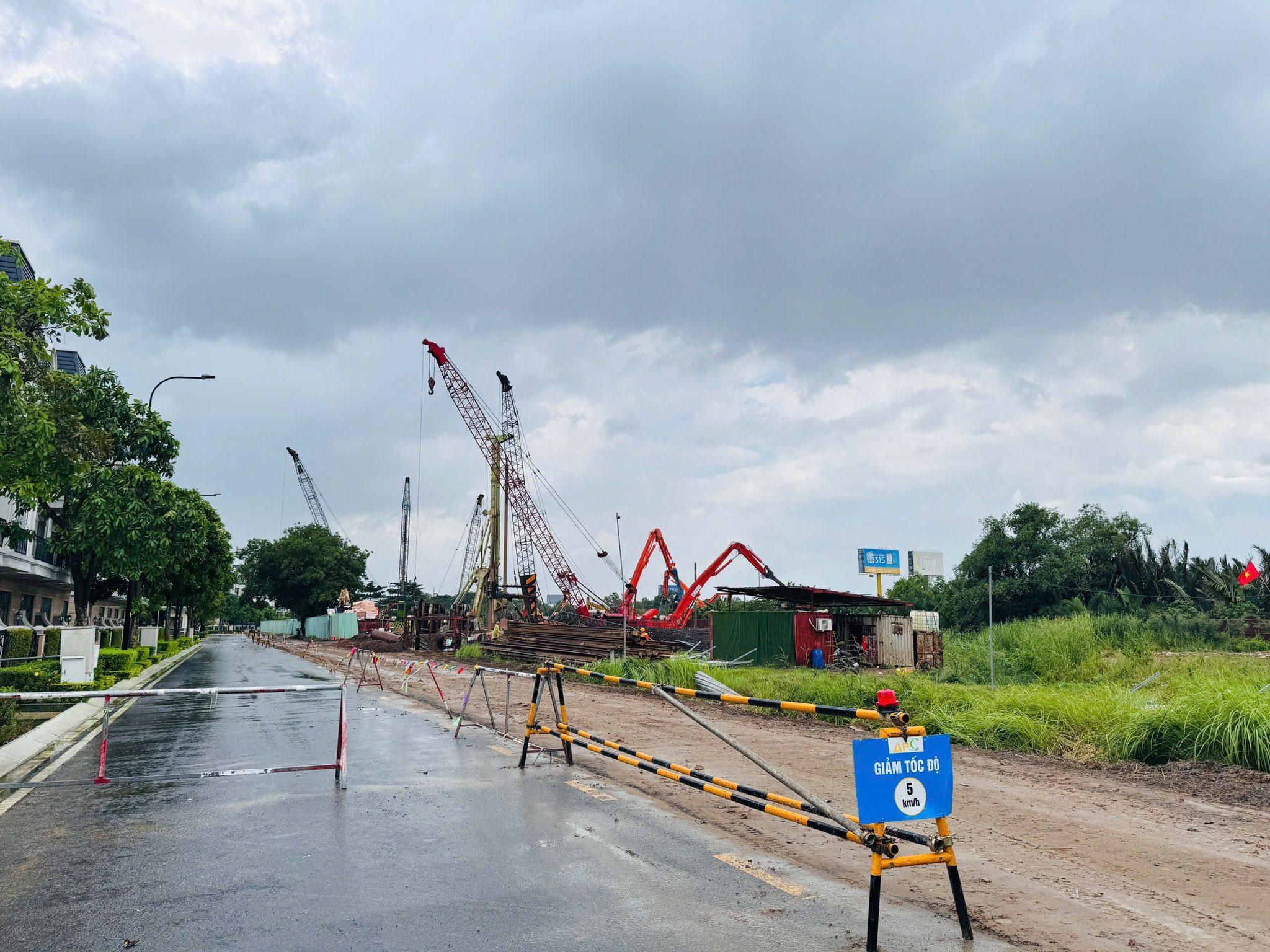 Hiện tại dự án mường thanh quận 9 đã xong phần móng