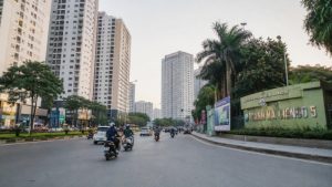 Đi từ chung cư Thanh Hà vào trung tâm